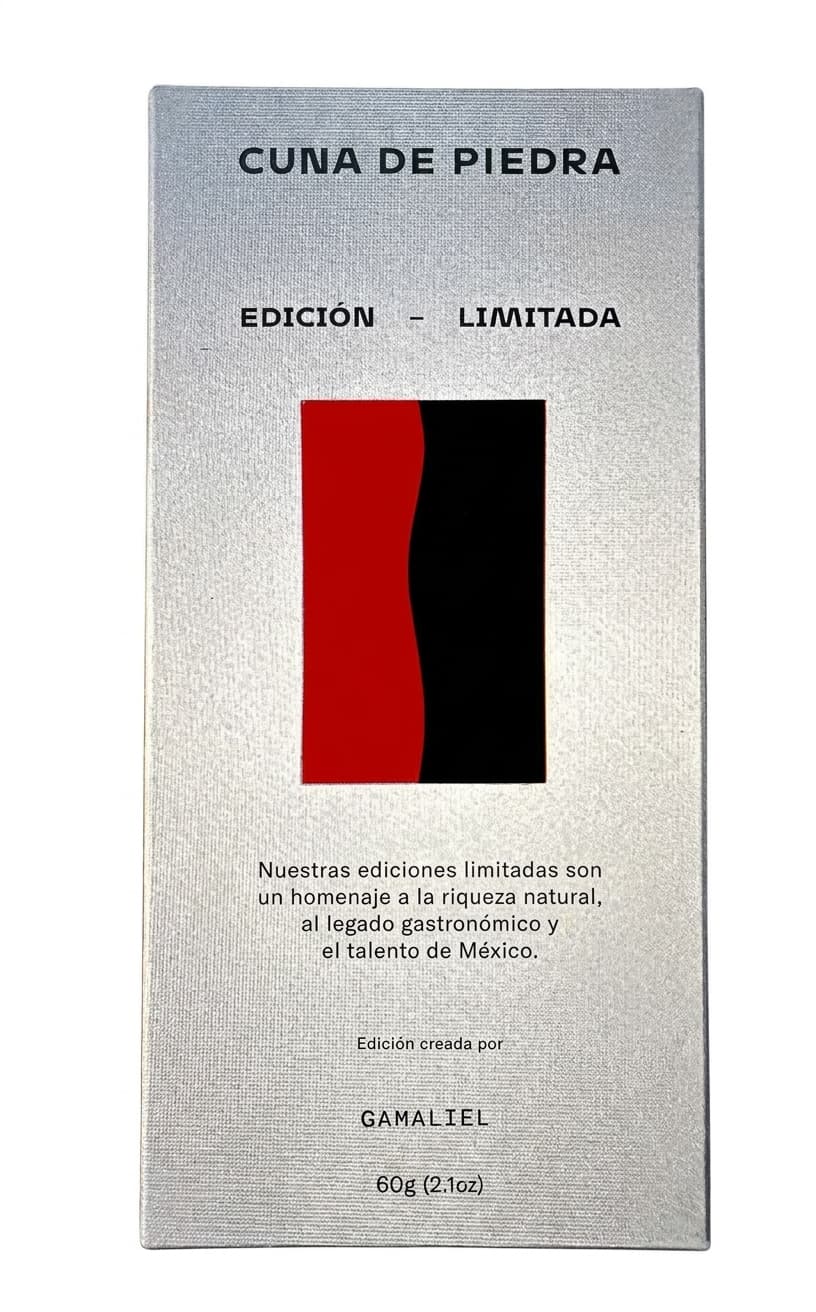 Barra Combinada de Jamaica y Chile - Edición Limitada null% dark bar packaging by Cuna de Piedra