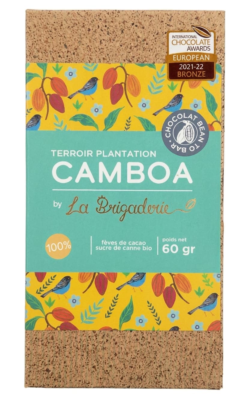 Camboa 100% 100% dark bar packaging by La Brigaderie