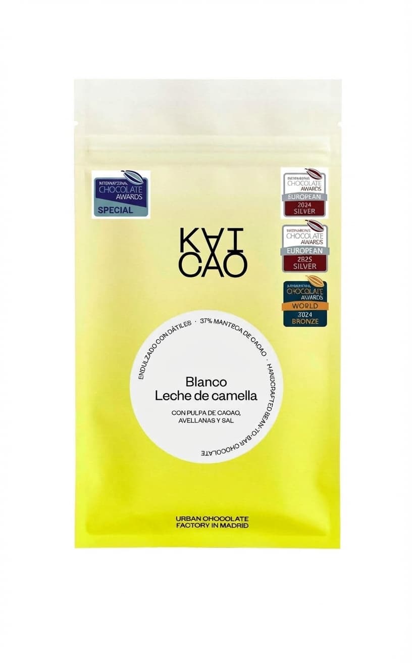 Blanco Leche de camella 40% white bar packaging by KAICAO