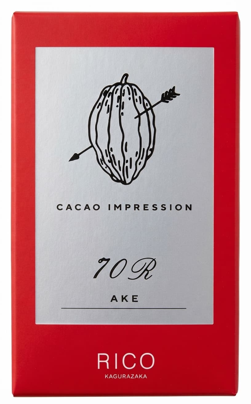 70R AKE 70% dark bar packaging by Rico Kagurazaka